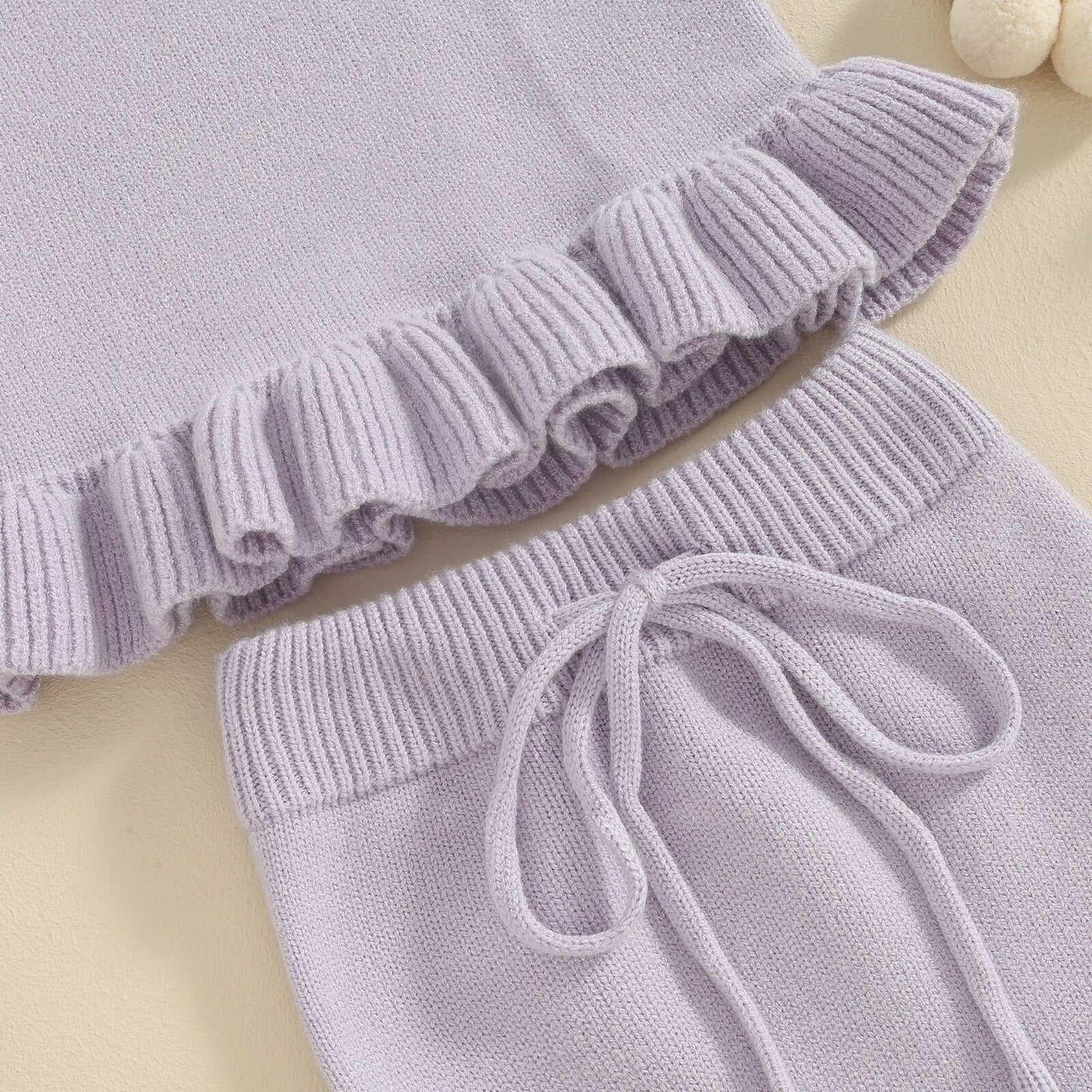 2pcs Knit Peplum Ruffle Shorts Set