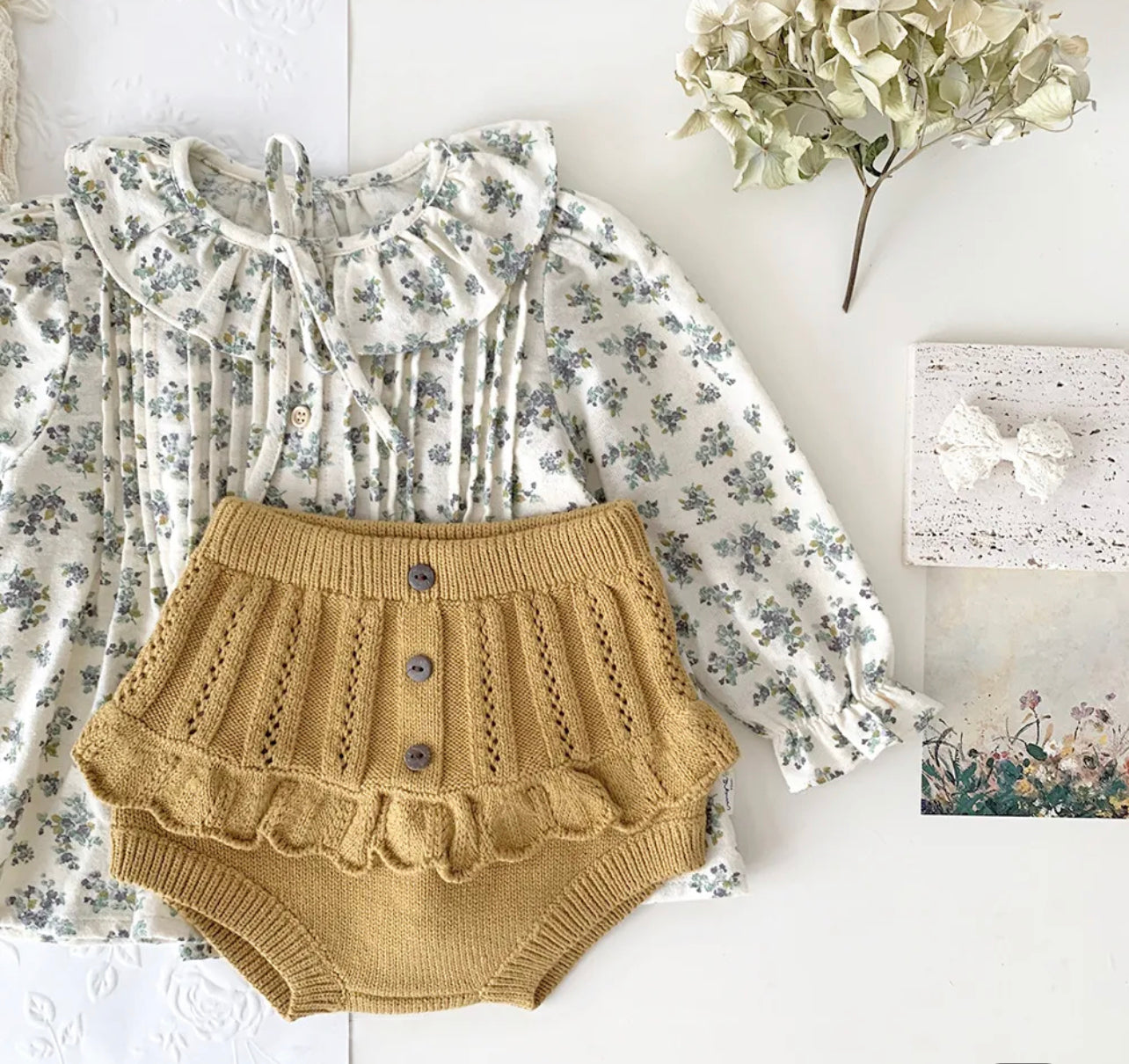 Knit Ruffle Bloomers