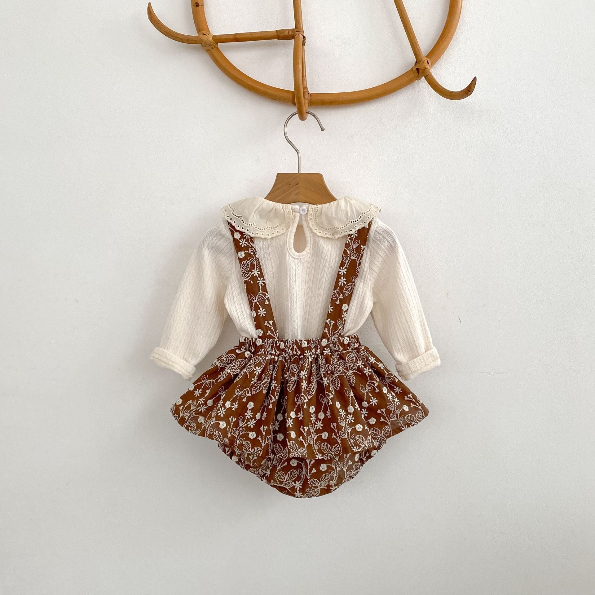 Vintage Embroidered Floral Suspender Skirt Set