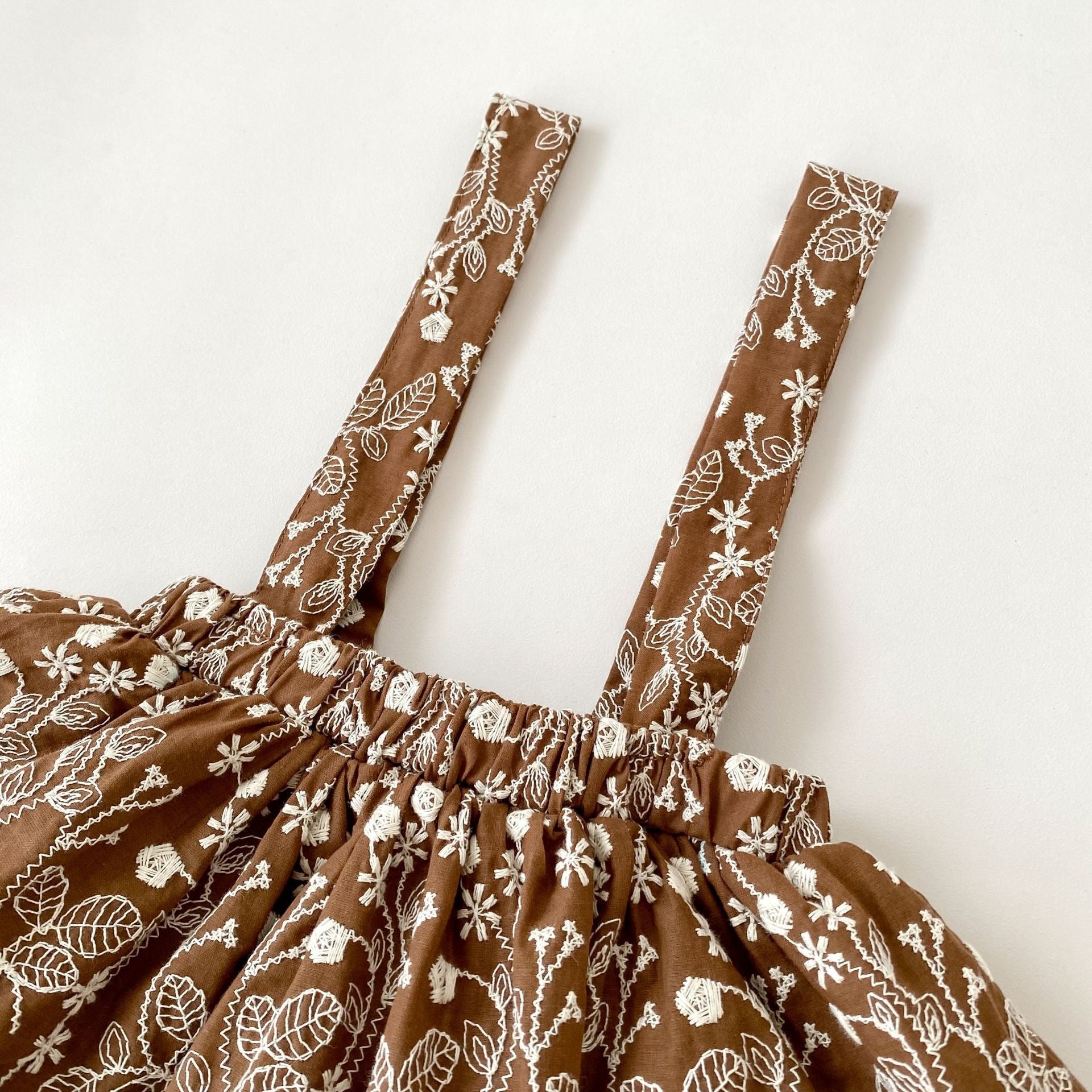 Vintage Embroidered Floral Suspender Skirt Set