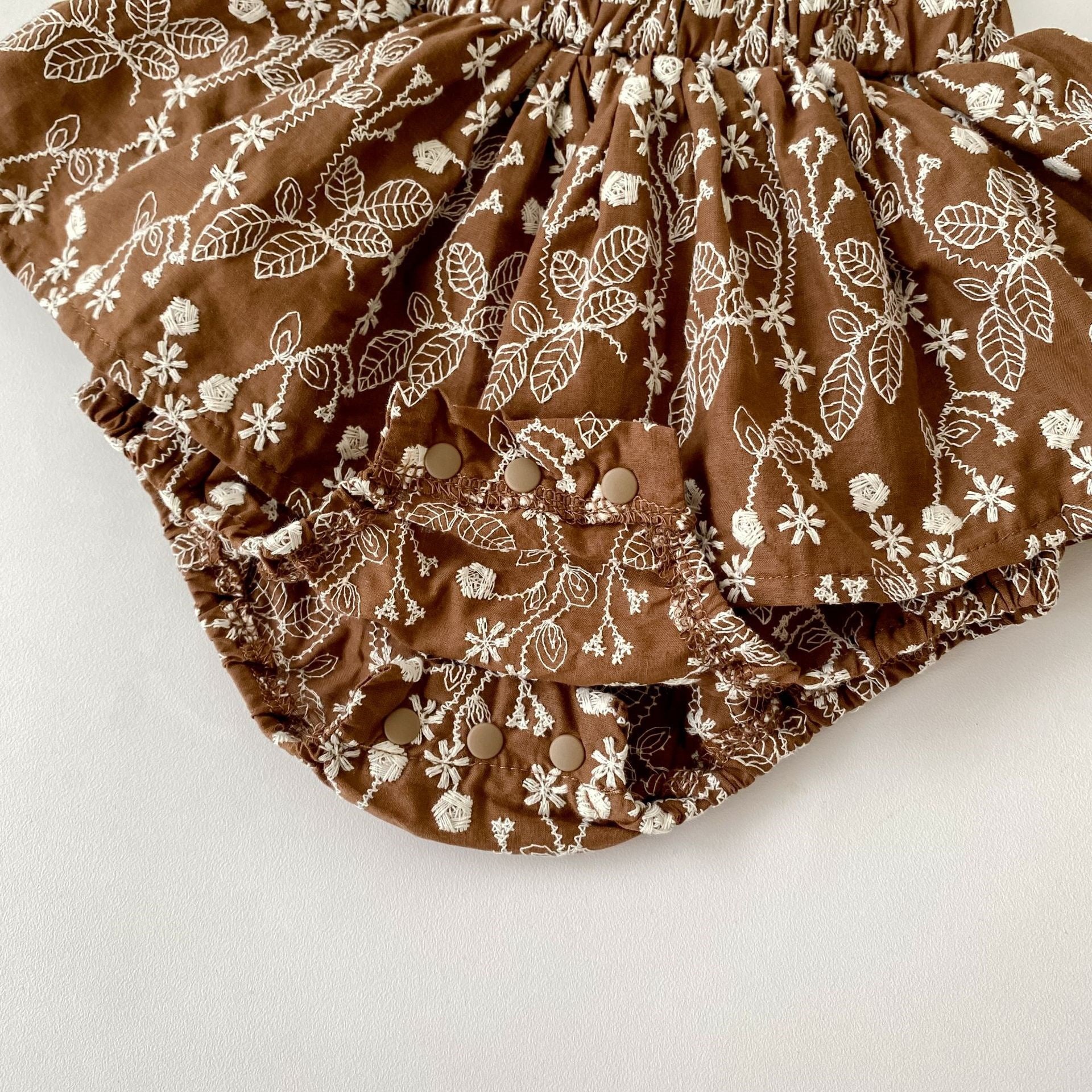 Vintage Embroidered Floral Suspender Skirt Set