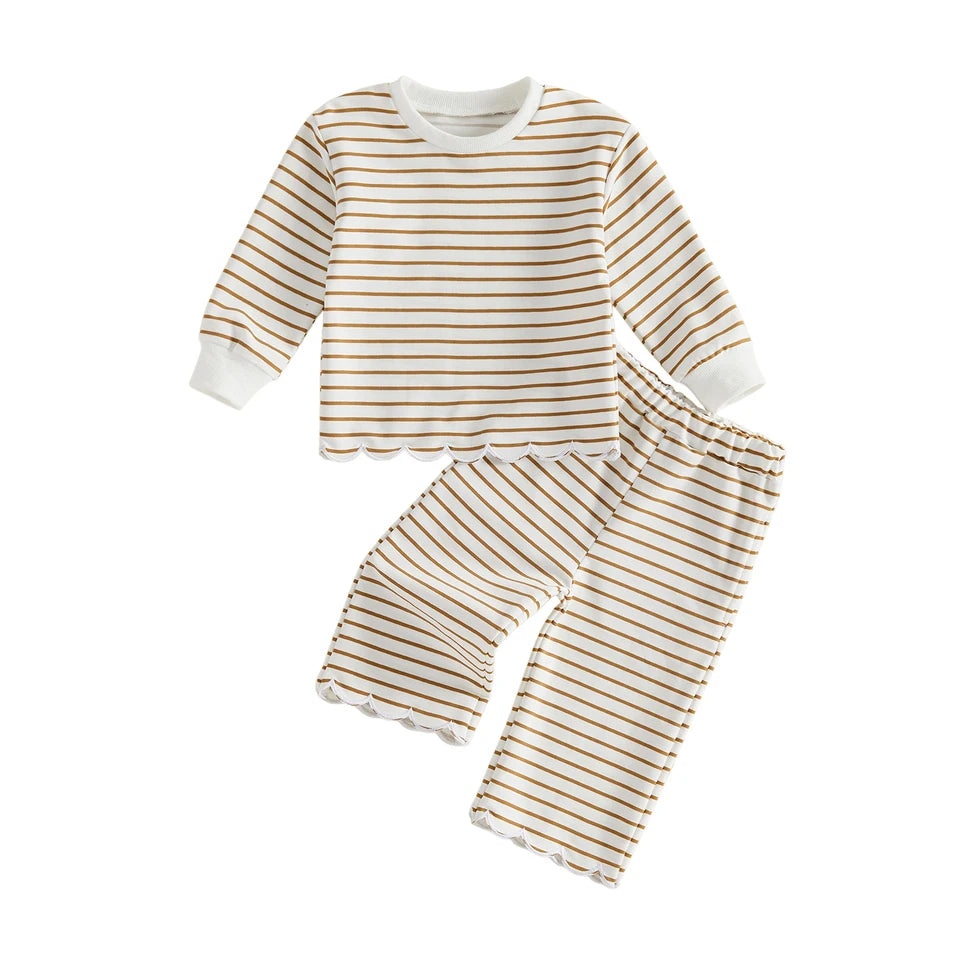 Scalloped Stripe Lounge Set