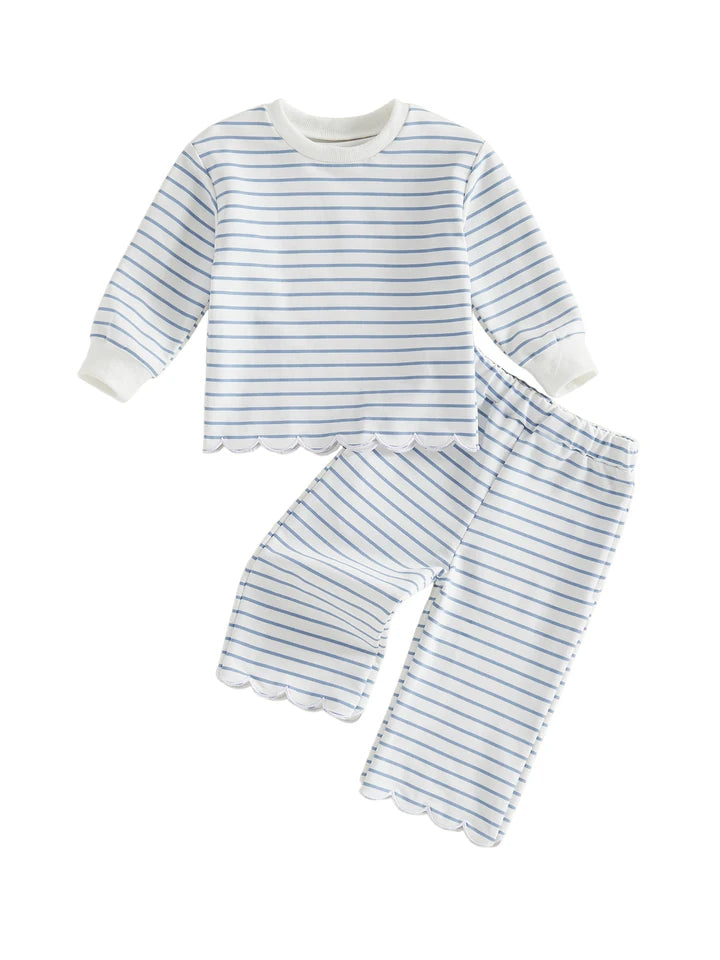 Scalloped Stripe Lounge Set