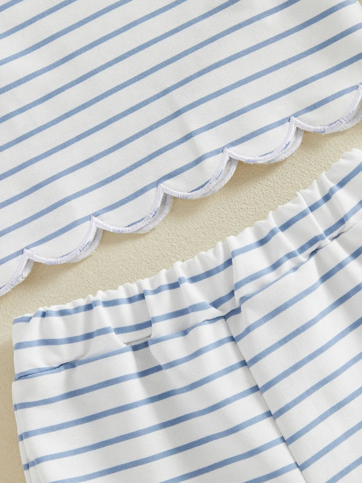 Scalloped Stripe Lounge Set